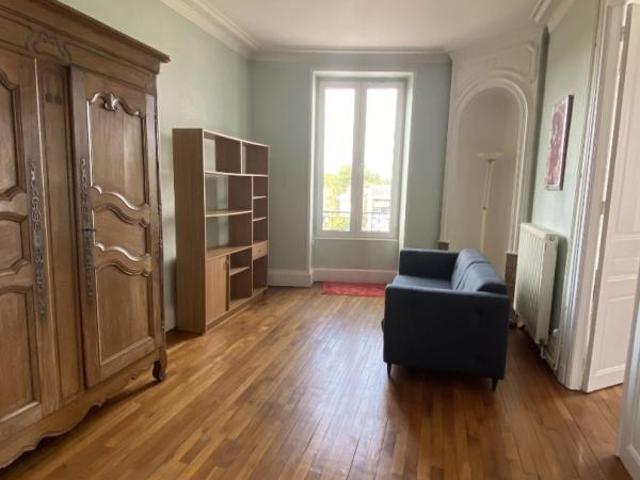 Location Appartement 3 pièces Meublé 80m² NANCY 54000
