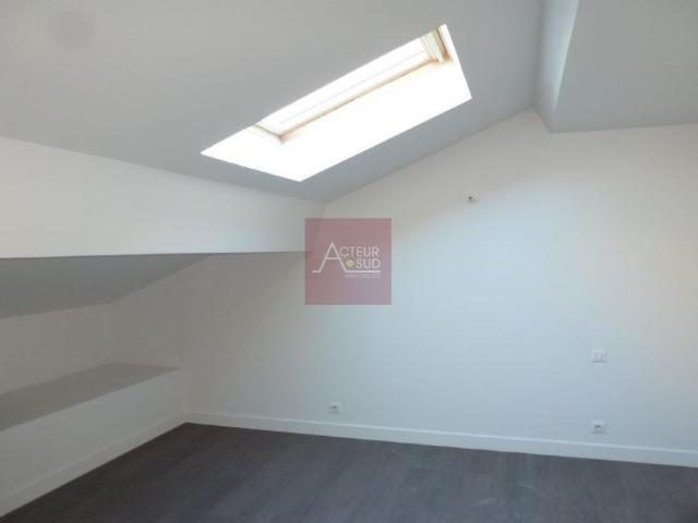 LOCATION APPARTEMENT 3 PIÈCES MONTPELLIER ÉCUSSON COMÉDIE