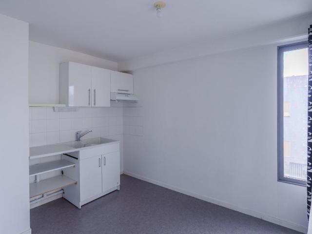 Location appartement 3 pièces NANTES 71m² à 945.22€/mois CDC Habitat