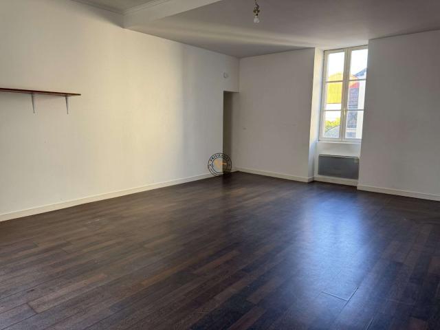Location appartement 3 pièces Nantes Centre Ville 44