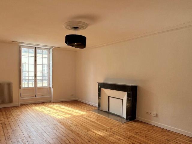 Location appartement 3 pièces Nantes Centre Ville 44