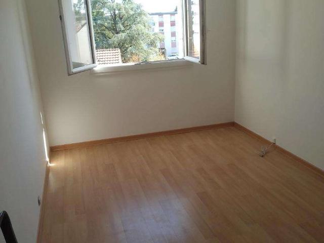 Location appartement 3 pièces Nantes Pont Du Cens Petit Port 44