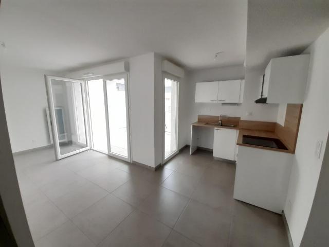Location appartement 3 pièces NIMES 55m² à 728.59€/mois CDC Habitat