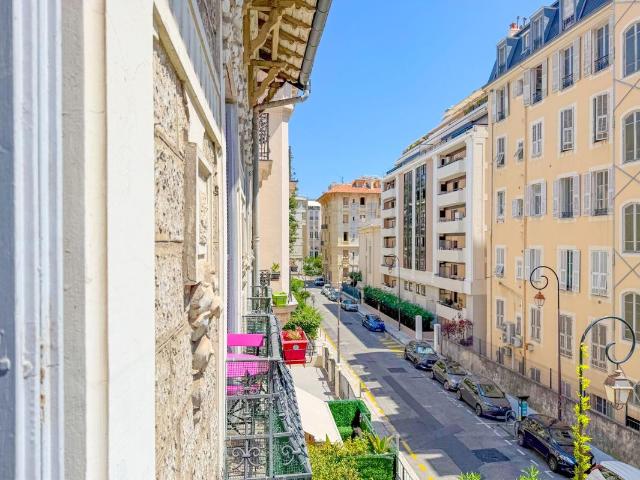 Location Appartement 3 pièces 88m² NICE 06000