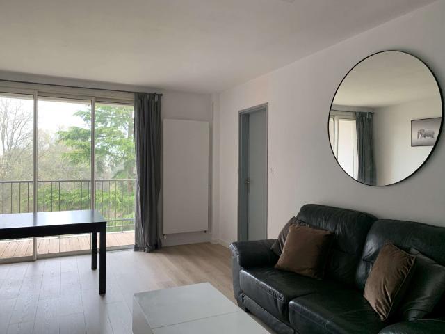 Location appartement 3 pièces Rennes Bourg L'evêque 35