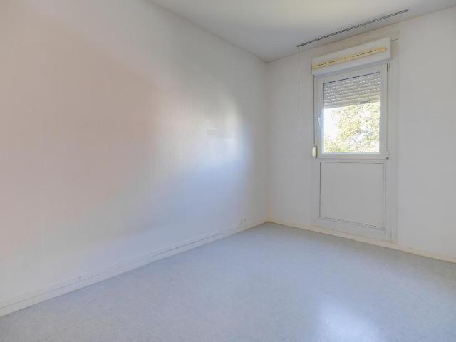 Location appartement 3 pièces REIMS 56m² à 573.74€/mois CDC Habitat