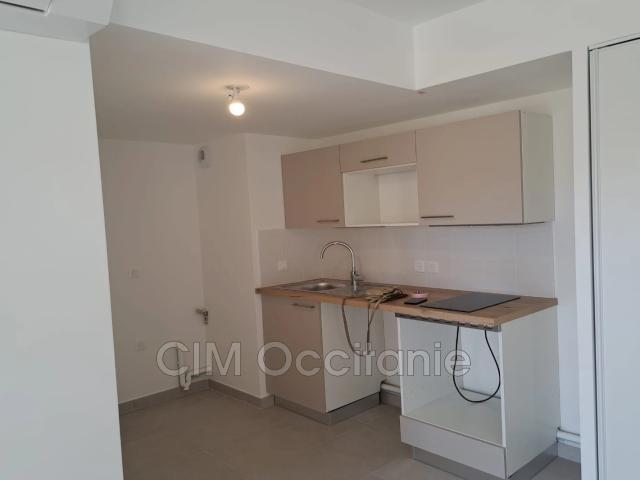 Location appartement 3 pièces Rodilhan 62 m²