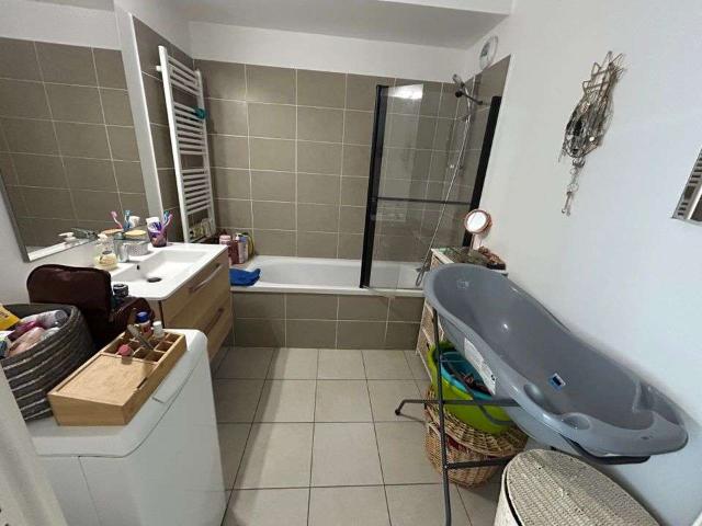 Location appartement 3 pièces Saint Priest 69