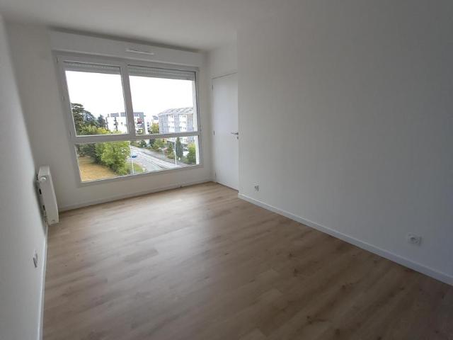 Location appartement 3 pièces ST BARTHELEMY D ANJOU 65m² à 789.32€/mois CDC Habitat