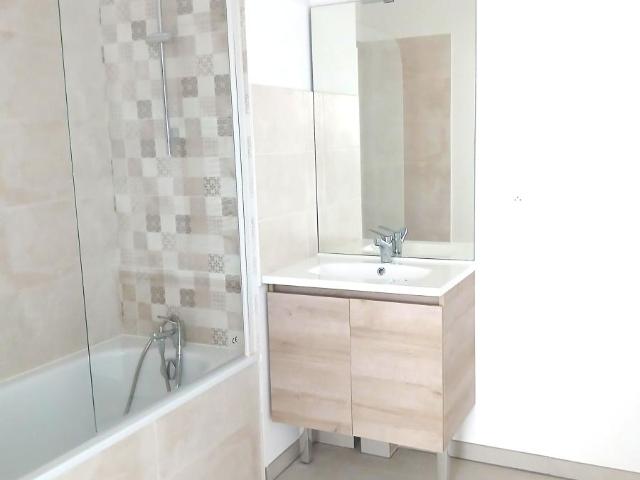 Location appartement 3 pièces ST ETIENNE DU GRES 64m² à 833.21€/mois CDC Habitat