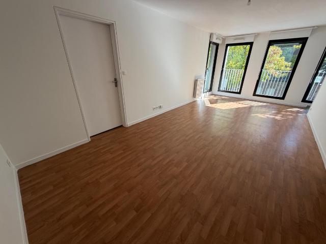 Location appartement 3 pièces ST JACQUES DE LA LANDE 68m² à 802.20€/mois CDC Habitat