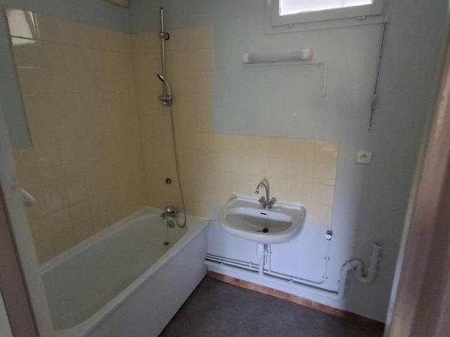 Location Appartement T3 53 m² Grand Charmont