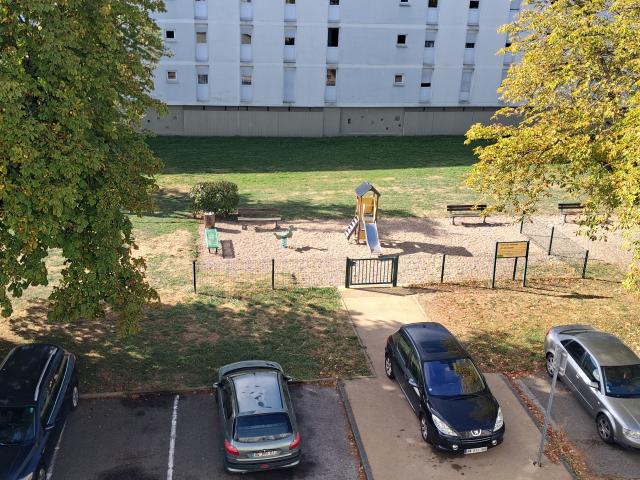 Location Appartement T3 53 m² Grand Charmont