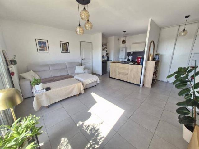 Location appartement t3 61 m² Bourgoin Jallieu 38300 929 €