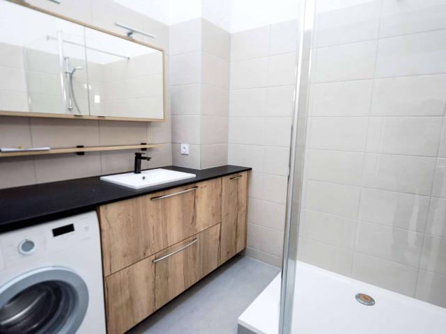 Location appartement t3 65.34 m² à Saint Jorioz 74410 1 492 €