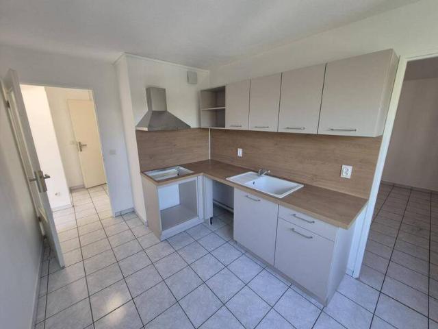 Location appartement t3 68 m² La Verpillière 38290 924 €