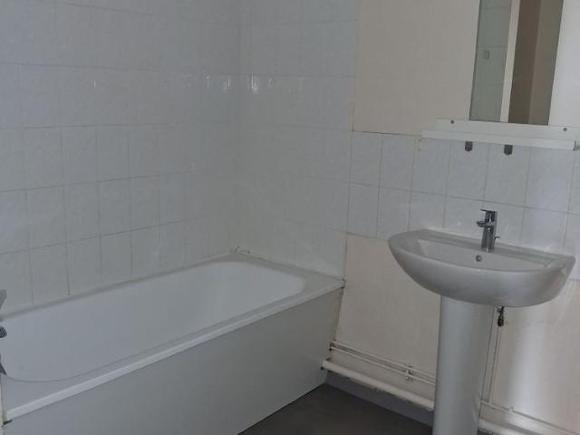 Location Appartement T3 72 m² Rougemont