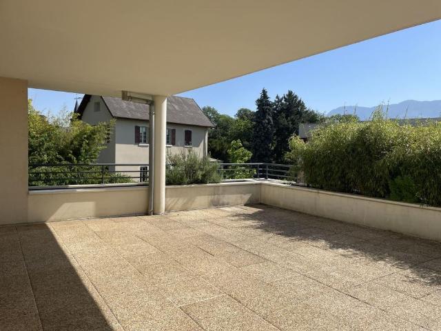 Location Appartement T3 76m² Le Bourget Du Lac