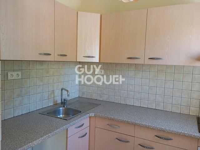 LOCATION: appartement T3 80 m² à CARPENTRAS