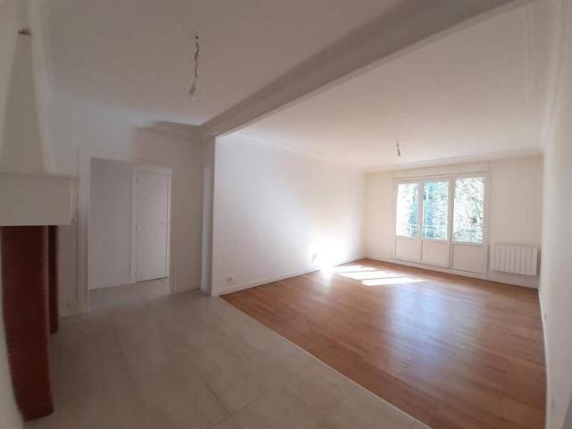 Location appartement t3 81 m² Grenoble 38000 925 €