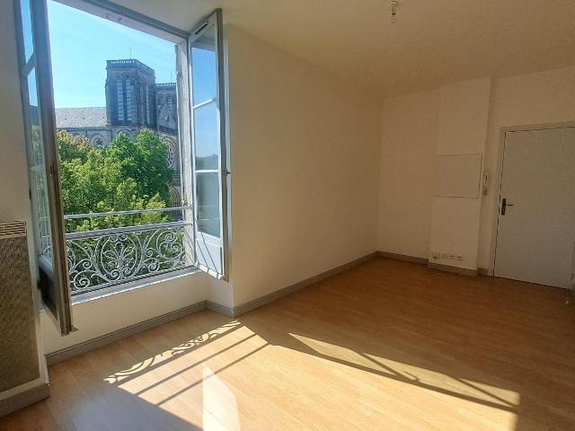 Location appartement T3 à BAYONNE | 60 m2 740 C.C. € / mois