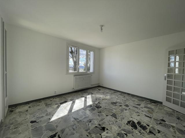 Location APPARTEMENT T3 | Agence Delas