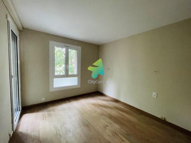 Location APPARTEMENT T3 AVEC TERRASSE