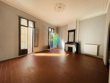 Location APPARTEMENT T3 CENTRE HISTORIQUE