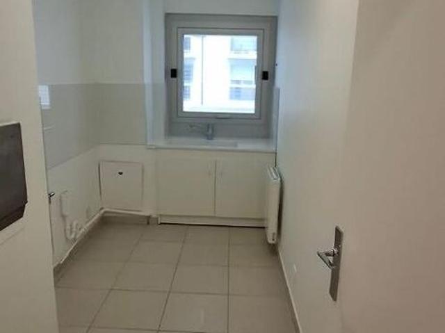 location Appartement T3 DE 59m² À PARIS