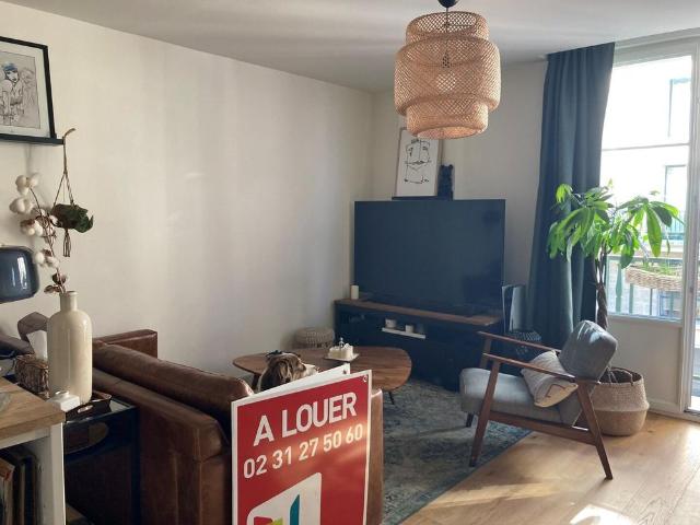 location Appartement T3 DE 60.7m² À CAEN