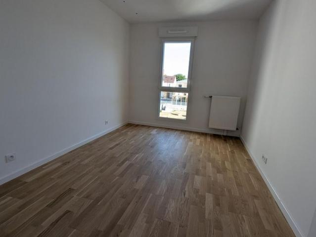 location Appartement T3 DE 62.6m² À ELANCOURT