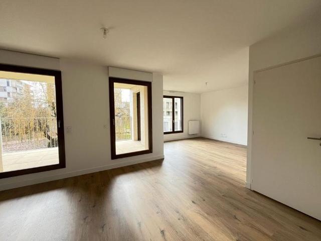 location Appartement T3 DE 65.55m² À BRUGES