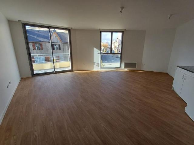 location Appartement T3 DE 83.71m² À LANNEMEZAN