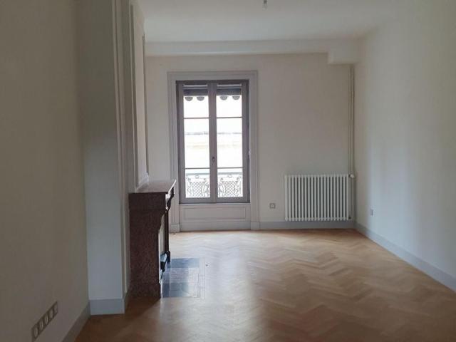 location Appartement T3 DE 89.3m² À LYON