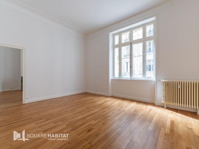 location Appartement T3 DE 125.65m² À PARIS