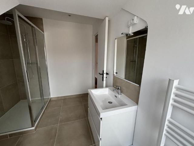 Location appartement T3 en Hyper Centre Ville au pied de la Cathédrale
