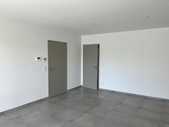 Location APPARTEMENT T3 ENTIEREMENT CLIMATISE AVEC TERASSE ! | Clémenceau Gestion Immobilière