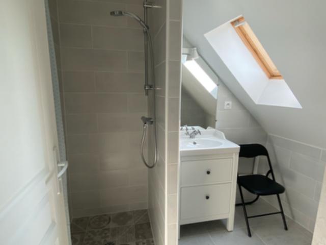 Location: Appartement T1 2ème étage