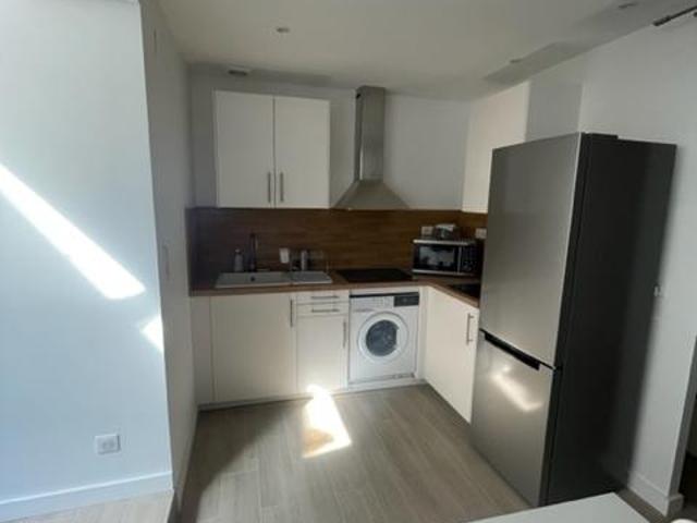 Location appartement T1 à BORDEAUX | 36 m2 825 C.C. € / mois