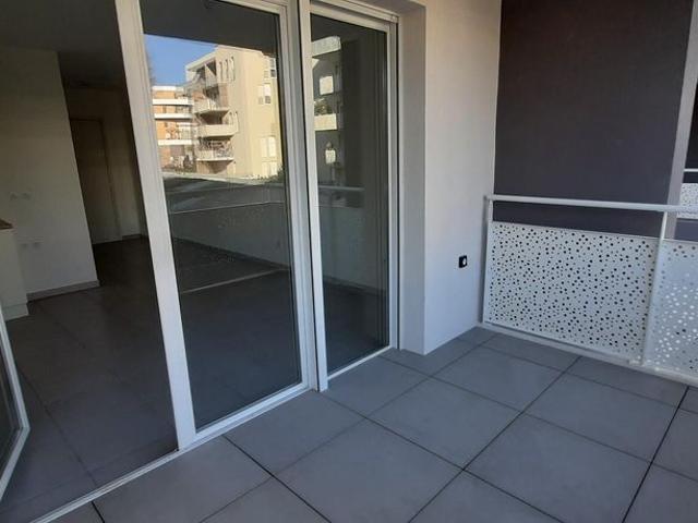 location Appartement T1 DE 27.5m² À CASTELNAU LE LEZ