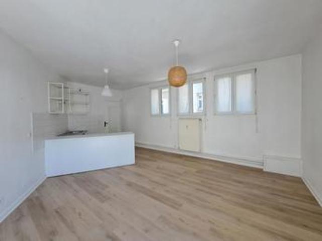 Location Appartement T1 Nantes Centre Ville