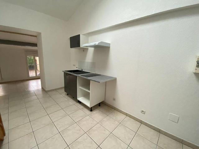 LOCATION: appartement T2 43.64 m² à SAINT BRES