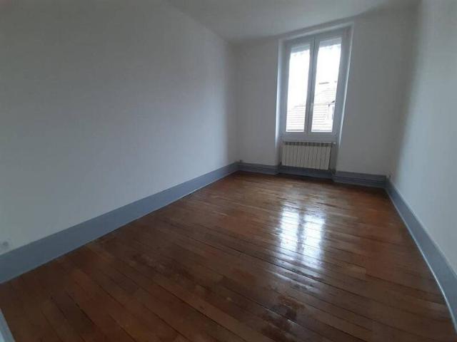 Location appartement t2 4 pièces 87 m² Grenoble 38000 934 €