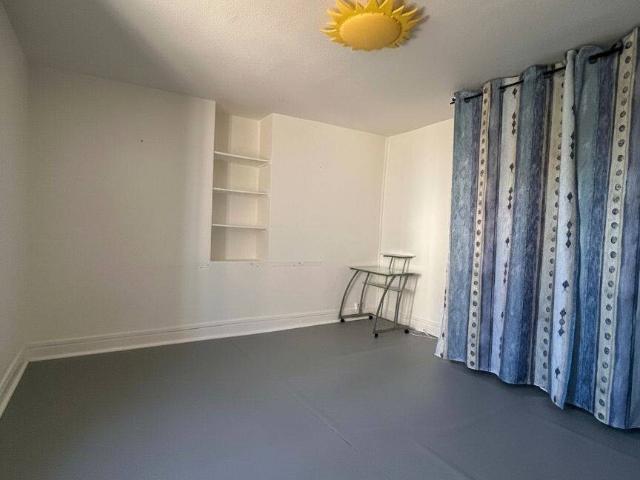LOCATION APPARTEMENT T2