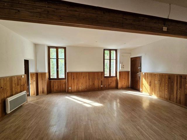Location: Appartement T2 à Barjols