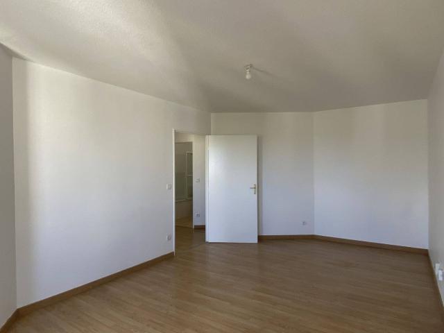 LOCATION APPARTEMENT T2 ANTIGONE