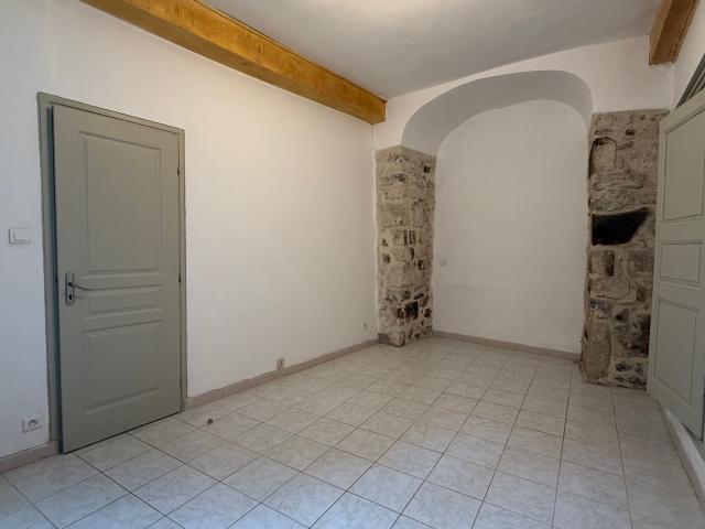 Location Appartement T2 centre ville | Agence Delas