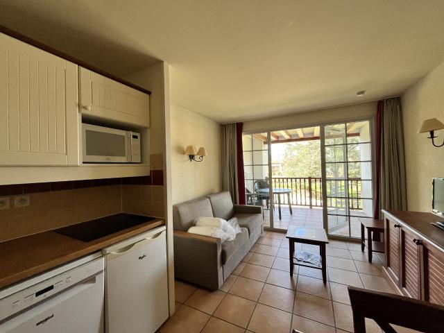 Location Appartement T2 dans résidence avec parc et piscine | ERLEA IMMOBILIER