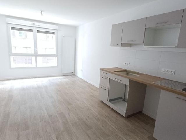location Appartement T2 DE 40.1m² À BOBIGNY