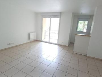 location Appartement T2 DE 42.28m² À BUSSY ST GEORGES